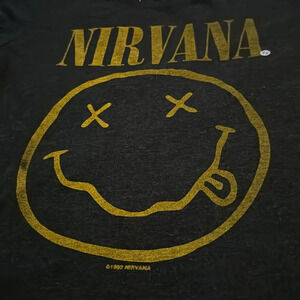 Nirvana T shirt size small vintage